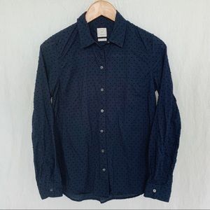 ⭐️Gap⭐️ Fitted Boyfriend Button Down